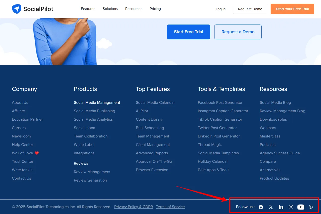 Place social buttons on website